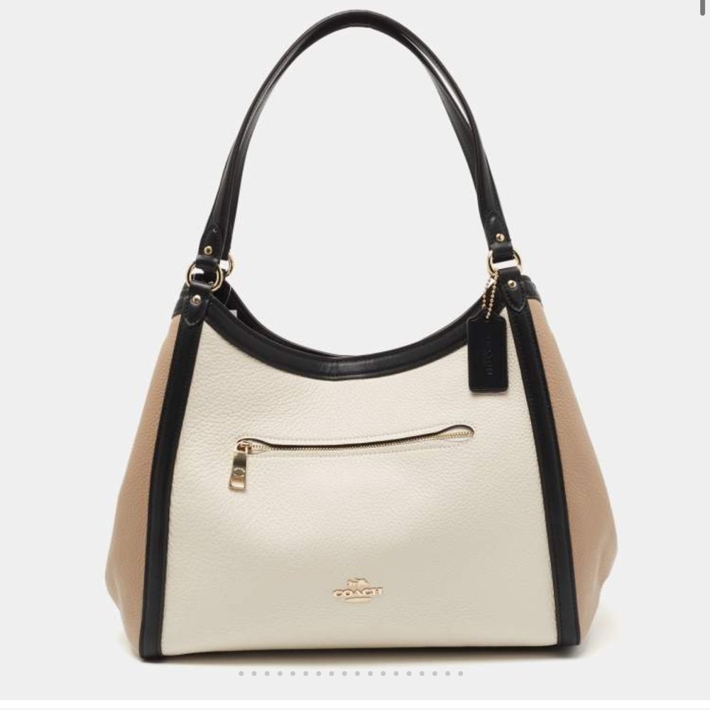 Coach Women's Shoulder Bag in Cream and Brown